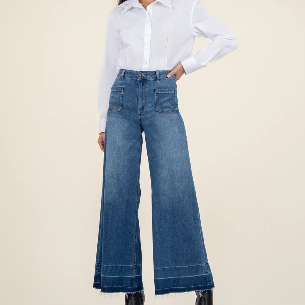 Kut from the Kloth Goldie High Rise Super Flare Size 12 NEW